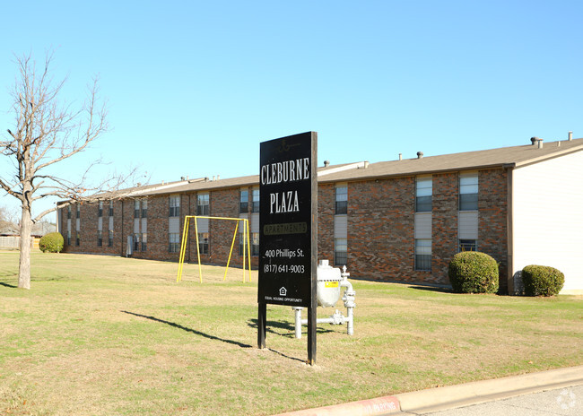 Building Photo - Cleburne Plaza