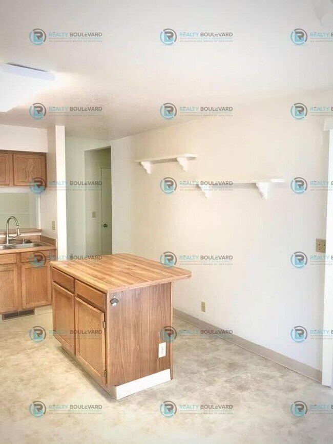 Foto del edificio - 3BR/2BA Single-Story with Backyard, RV Par...