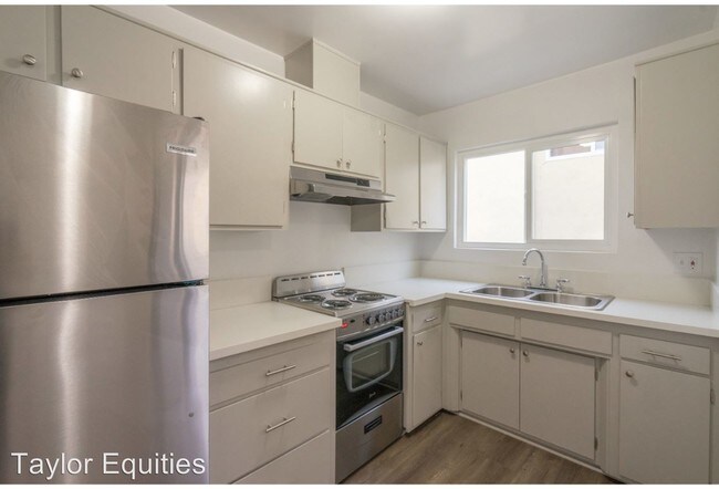 Foto del edificio - 981 Elden Ave