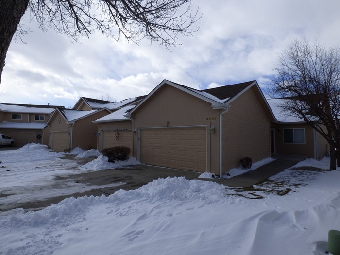 2 Bedroom Townhome in Northwest Loveland - 2 Bedroom Townhome in Northwest Loveland