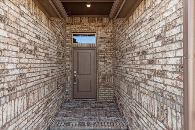 Building Photo - 14405 Antlia Dr