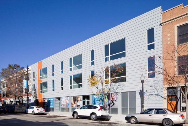 Foto del edificio - 1244 W Devon Ave