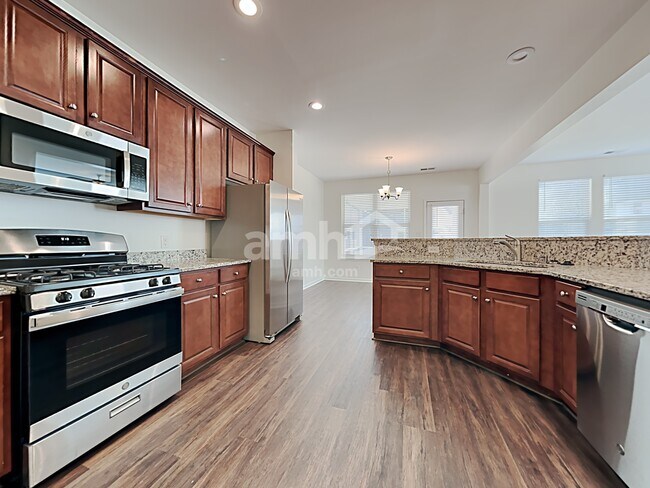 Foto del edificio - 116 Orleans Ct