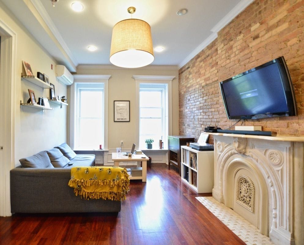 Primary Photo - 382 Greene Ave