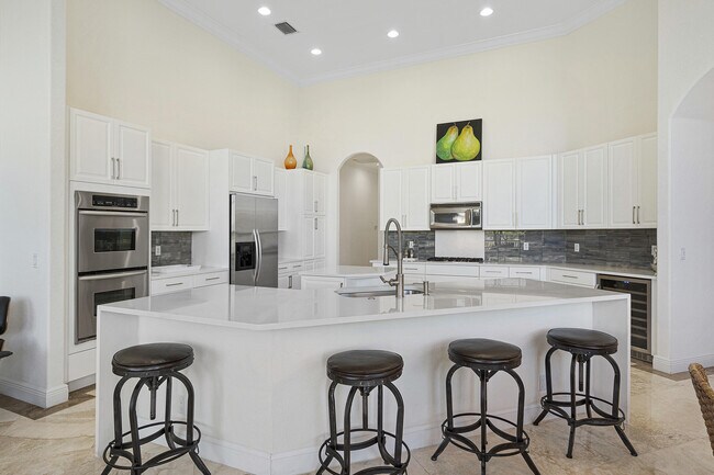 Building Photo - 12456 Equine Ln