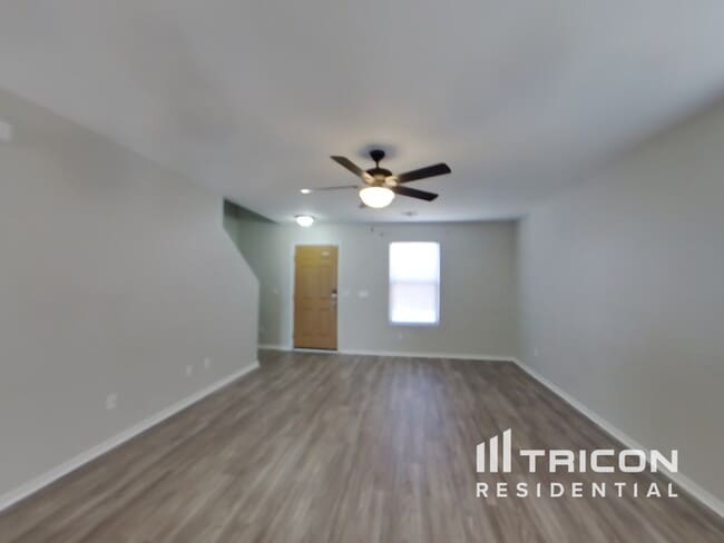 Building Photo - 2364 E Meadow Lark Way