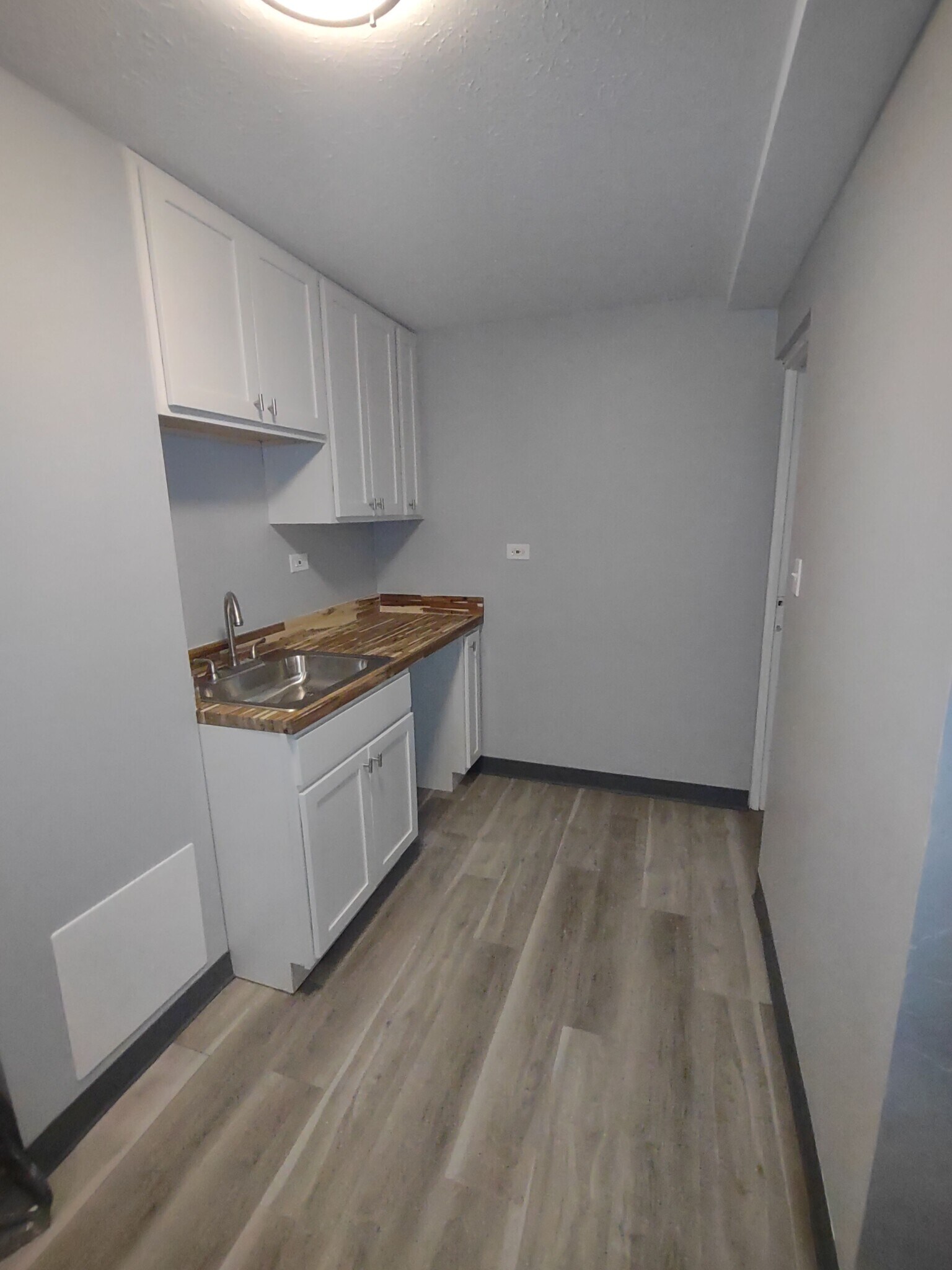 Stockbridge Apartments ALL UTILITIES INCLUDED – 2 Bedroom 1 Bath Deluxe