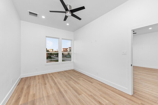 Foto del edificio - 2314 Barbee St