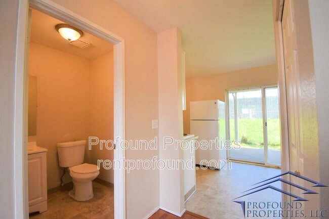Foto del edificio - 736 NE 94th Ave