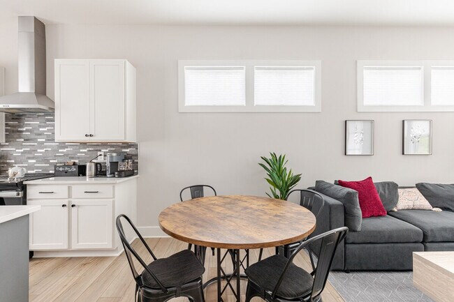 Foto del edificio - 1300 Gault St SE
