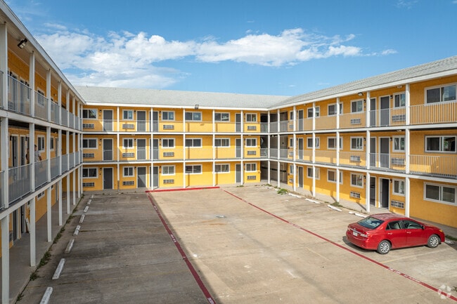 Building Photo - Siegel Suites Houston