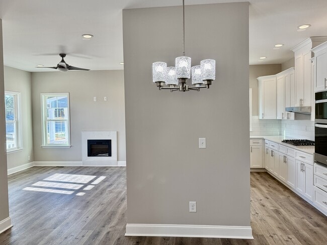 Building Photo - 7990 Humie Olive Rd