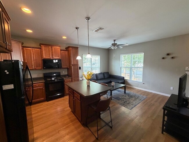 Photo - 1938 Ann Arbor Ave Townhome
