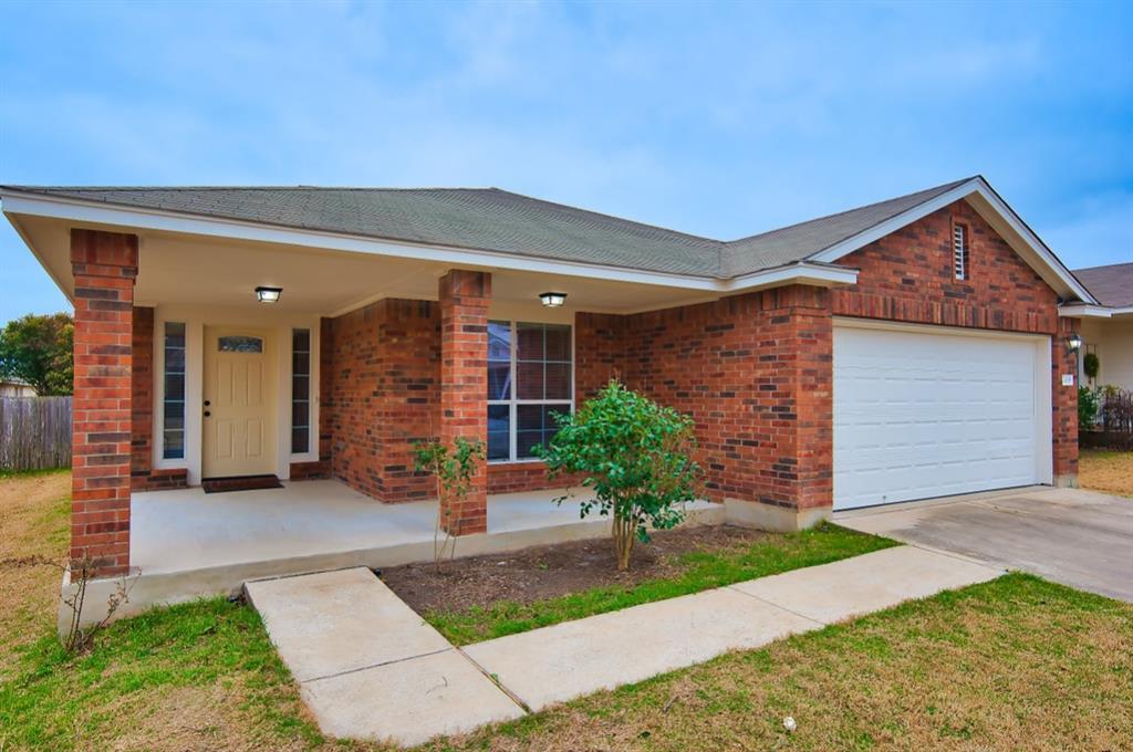 Foto principal - 2439 Pearson Way
