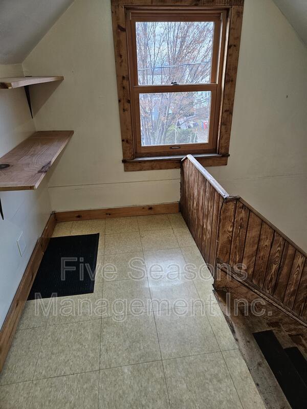 Building Photo - 38-40 Monroe Street - 4