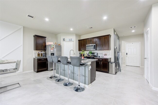 Foto del edificio - 29623 Stanley Canyon Ln