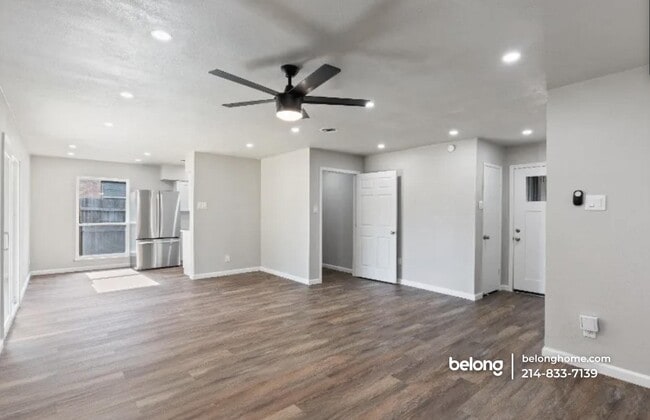 Building Photo - 819 Wateka Way