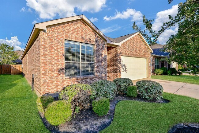 Foto del edificio - 15406 Key Crest Ln