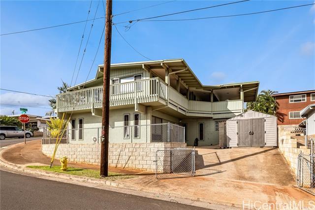 Primary Photo - 92-639-639 Auwaea St