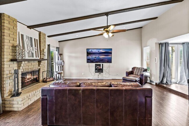 Foto del edificio - 2941 Landershire Ln