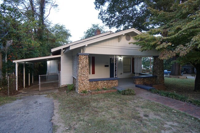 Foto del edificio - 1194 Birmingham St