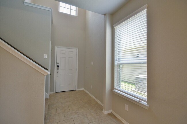 Foto del edificio - 24810 Winema Wds Ln