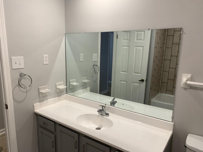 Building Photo - 7018 Timber Rise Cove