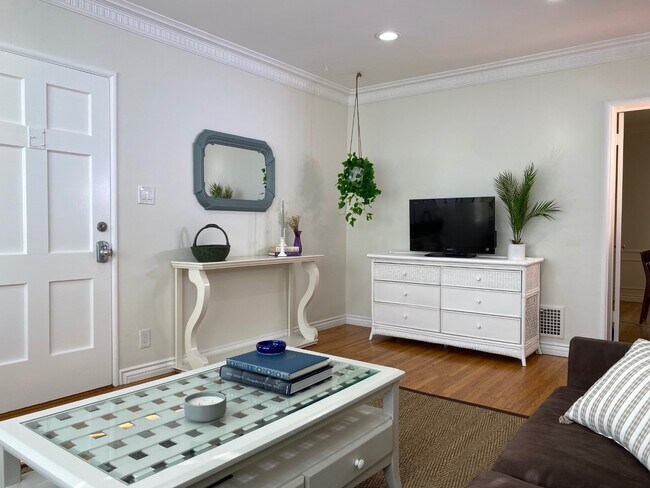 Fotografía del edificio - 1286 Devon Ave