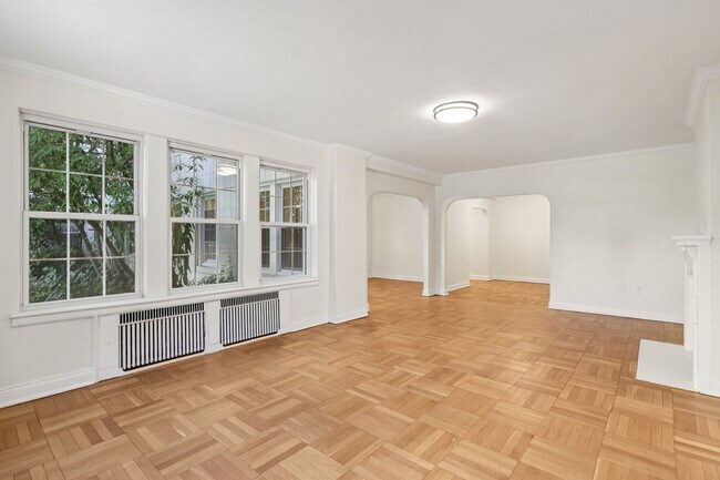 Interior Photo - The Royal York Apartments