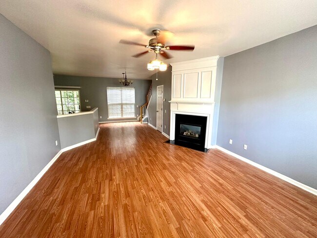 Foto del edificio - 2029 Chinabrook Ct