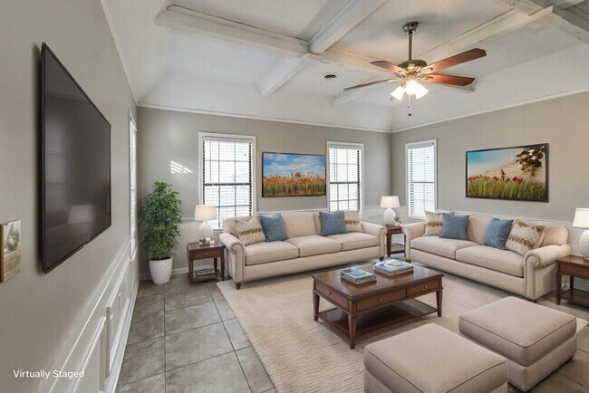 Foto del edificio - 5100 Barkshire Dr