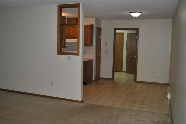 Building Photo - 1455 Doman Dr