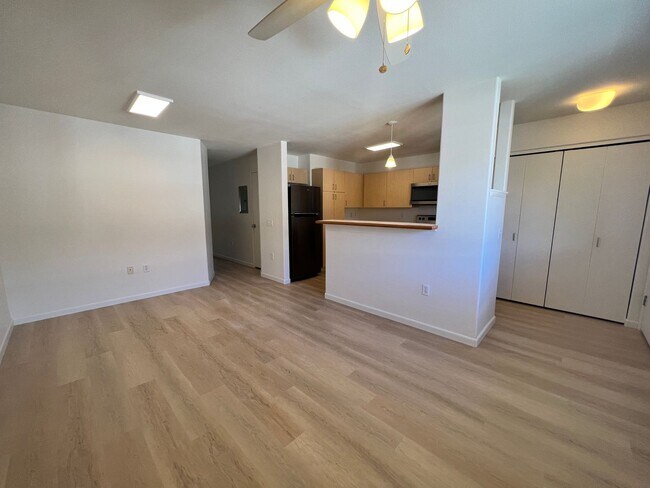 Building Photo - Havens of I'i Vista 2 bedroom 2 bath 2 par...