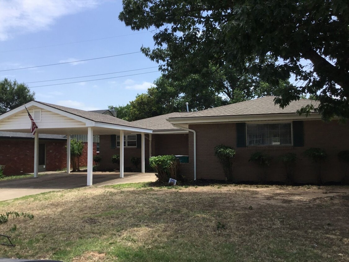 Primary Photo - Coming Soon! Great 3 bedroom, 2 bath home ...