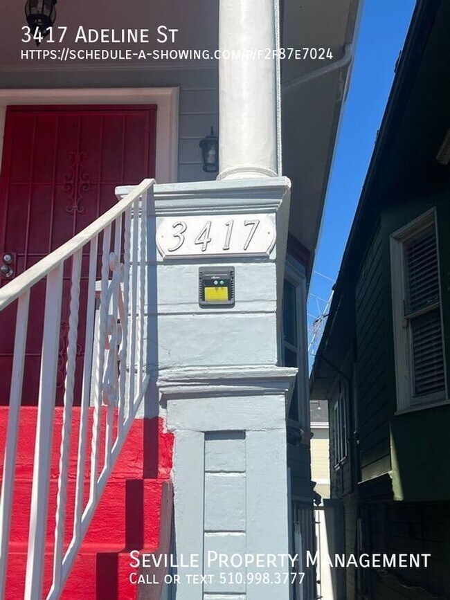 Building Photo - Beautifully recently updated 3 Bedroom / 2...