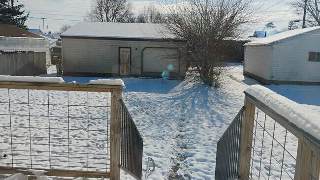 Foto del edificio - Single Family Home