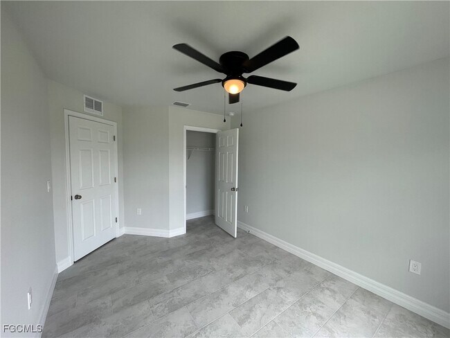 Foto del edificio - 1419 Gleason Pkwy