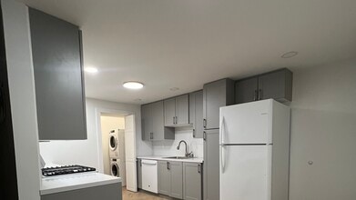 Building Photo - 7 Longview Ct