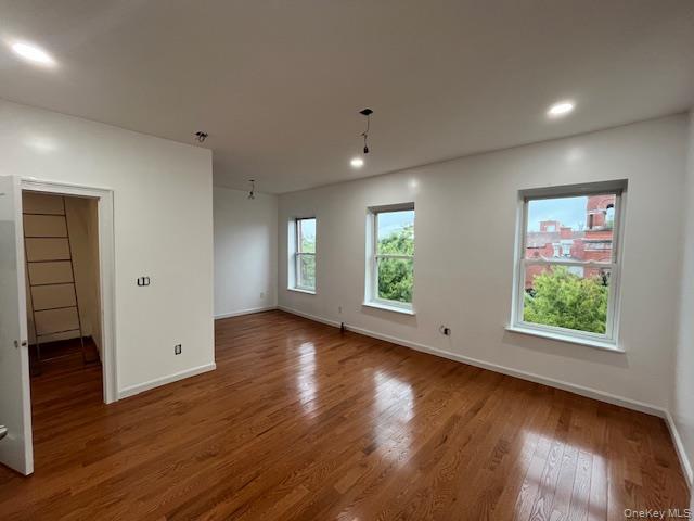 Foto del edificio - 189 Gates Ave
