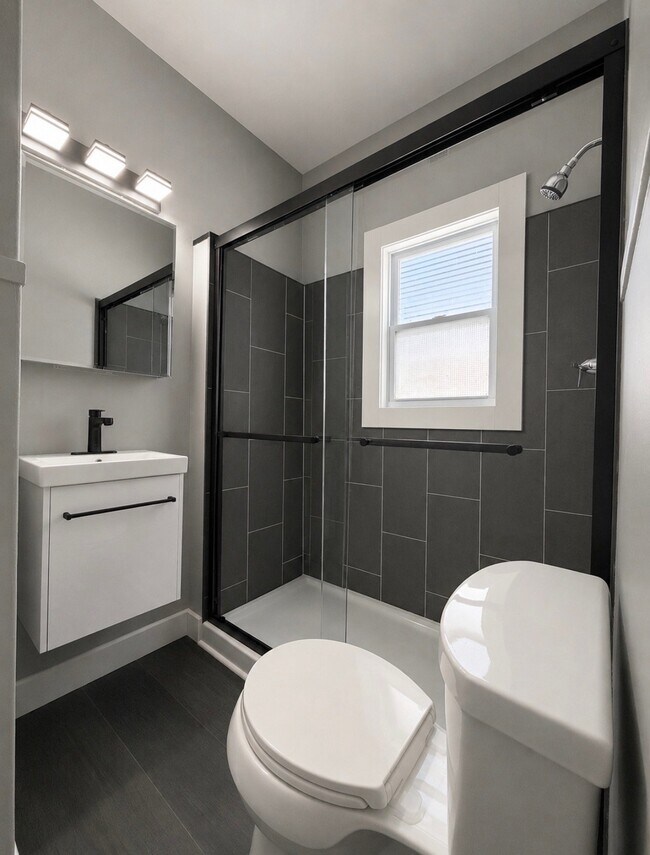 Foto del edificio - 1042 Elmwood Ave