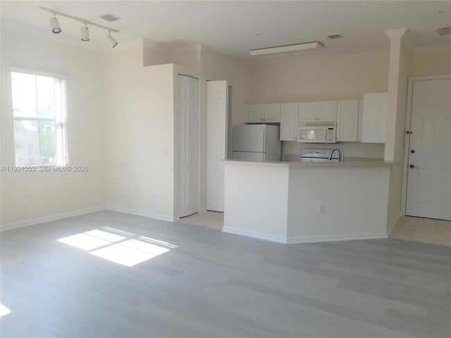 Photo - 4506 SW 160th Ave Apartment