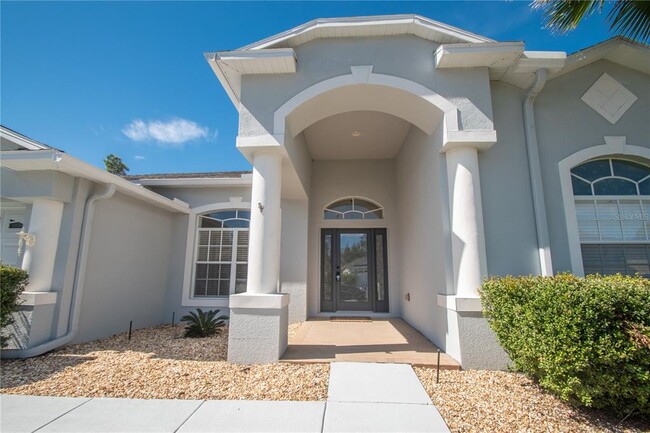 Building Photo - 14780 Edgemere Dr
