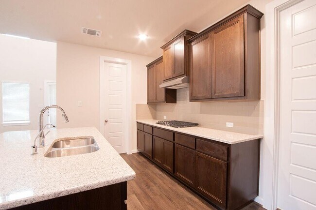 Building Photo - 160 Alicante Ln
