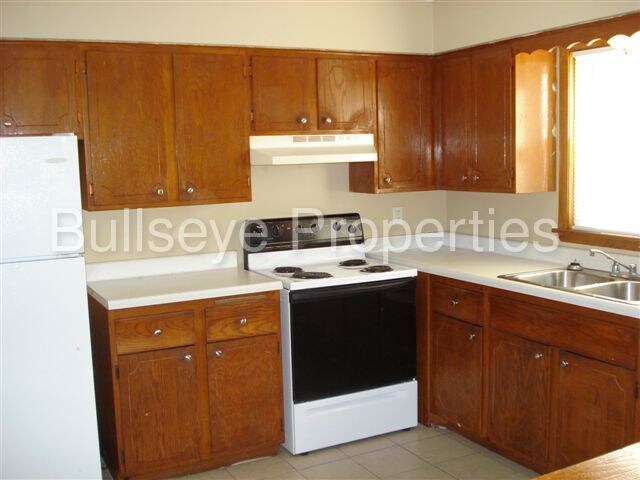 Foto del edificio - 705 E 3rd St