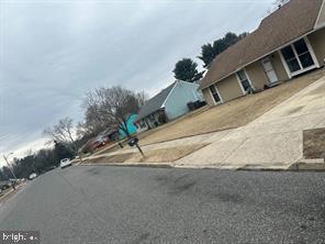 Foto principal - 534 Greenbriar Dr