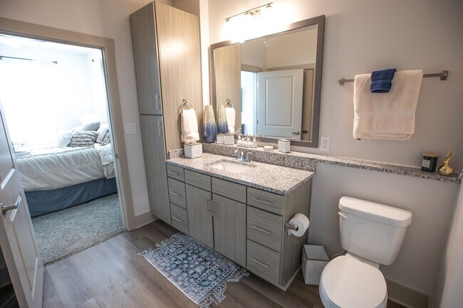 Building Photo - Berkmar Landing Apartments