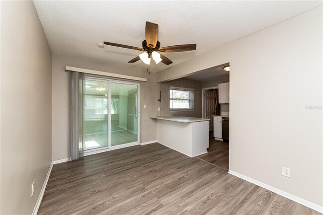 Foto del edificio - 6420 26th St W