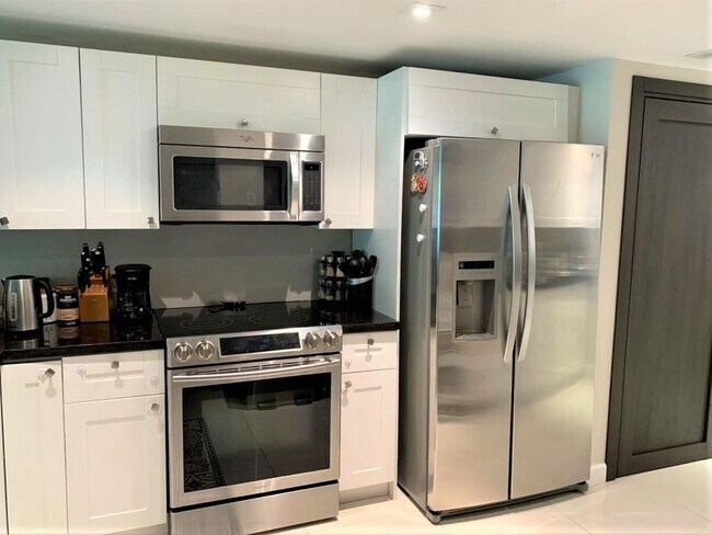 Foto del edificio - 550 Oaks Ln