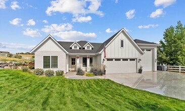 Building Photo - 6580 Sage Basin Way