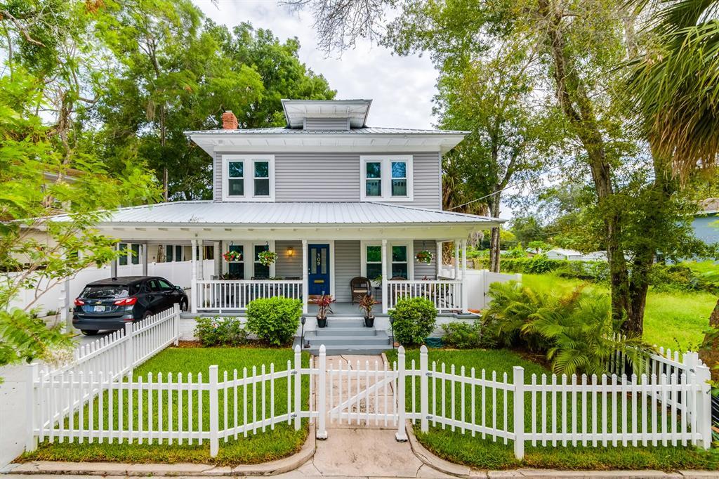 Foto principal - 809 W Park Ave
